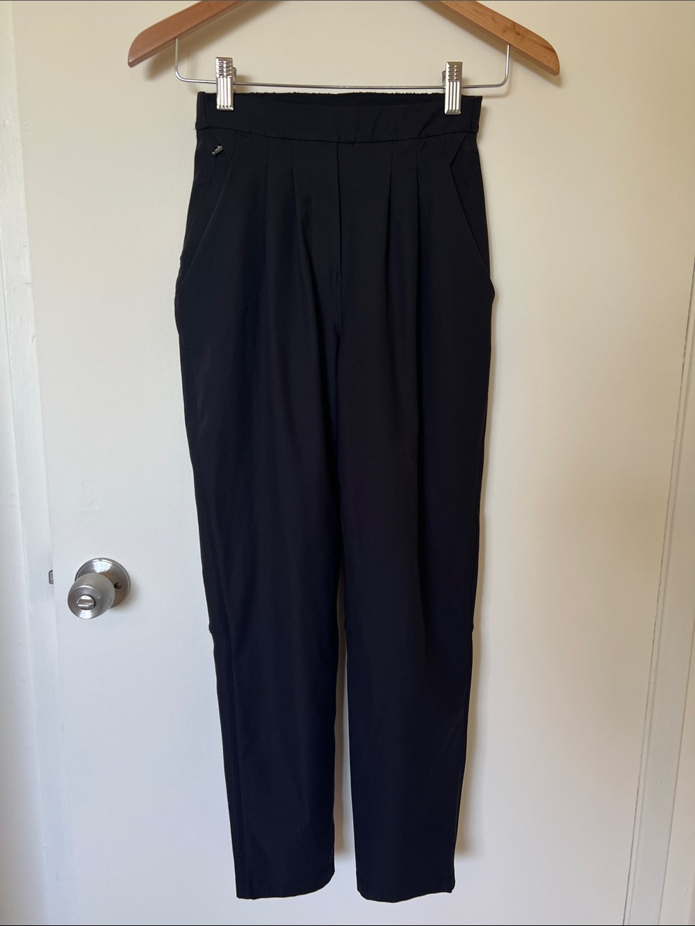 Lululemon Essential High-Rise Trouser Black 2 pants straight leg